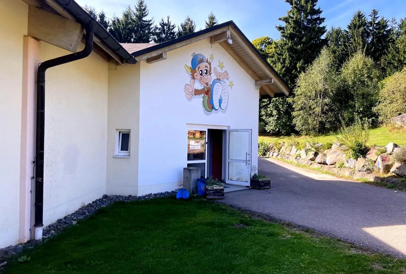 ザンクト・エングルマールCasa Koestnerアパートメント ザンクト・エングルマール